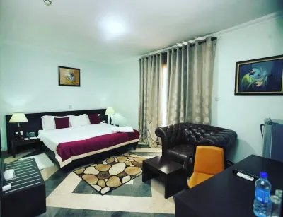 Vertus Hotel and Suites