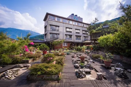 Wulai SungLyu Hot Spring Resort