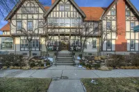 Frederick Stearns House Historic Inn Hotels in Detroit