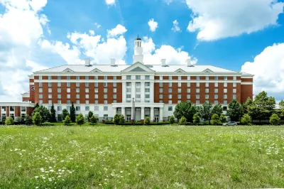 Hilton Columbus at Easton Hotels near State Library of Ohio