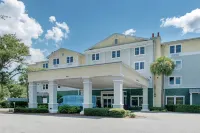 Hampton Inn & Suites Jekyll Island Hotels near Jekyll Island Historic District