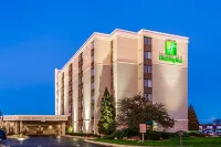 ホリデイ イン  ロックフォード  IHG ホテル ロックフォードのホテル