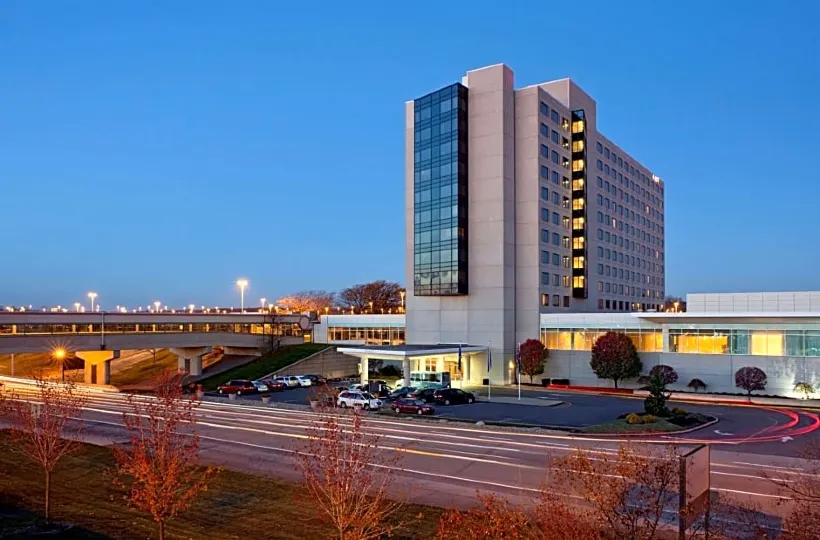 Hyatt Regency Pittsburgh Intl Airport