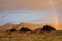 Hoodia Desert Lodge