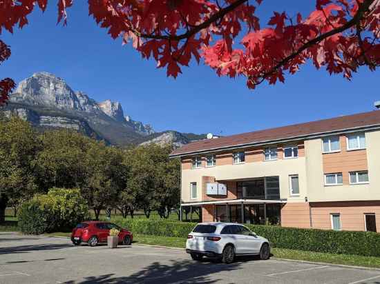 Le Domaine des Fontaines Hotel Exterior