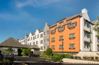 Ayres Hotel Costa Mesa Newport Beach Hotels near Angels Playground