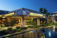 DoubleTree by Hilton Sacramento Hotels near Riverfront Park