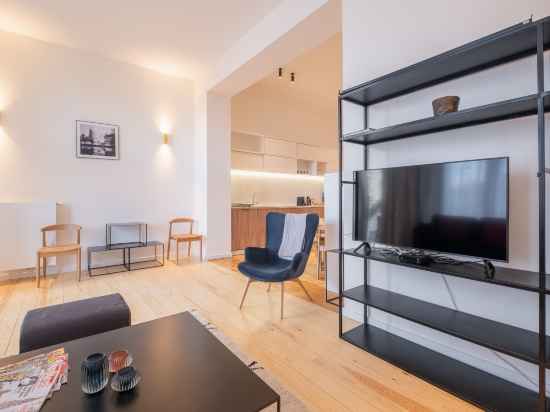 FrançaisAppartement de 80 m² avec check-in automatique Rooms