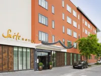 Novotel Suites Reims Centre Hotels near Krug