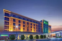 Holiday Inn Ardmore I-35 Hotels near Ardmore Public Library