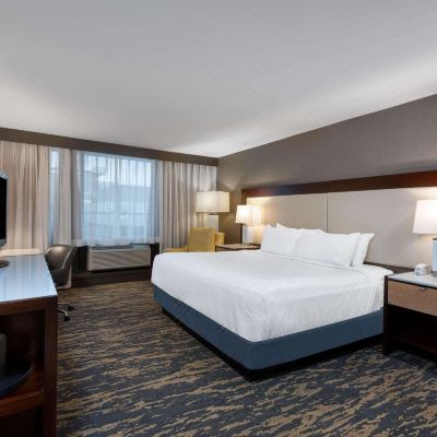 Accessible King Room Wyndham Lancaster Resort & Convention Center Promo Code