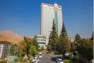 Parsian Azadi Hotel Hotels near بوستان صفا