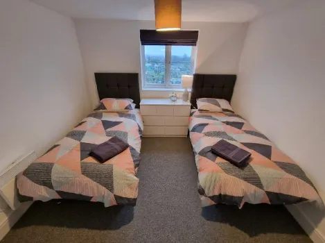 360 Serviced Accommodations - Park View Retreat - 2 Bedroom Apartment Hotels near Colchester Castle