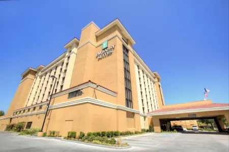 Embassy Suites by Hilton Dallas Park Central Area