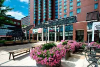 Boston Marriott Cambridge Hotels near Bunker Hill