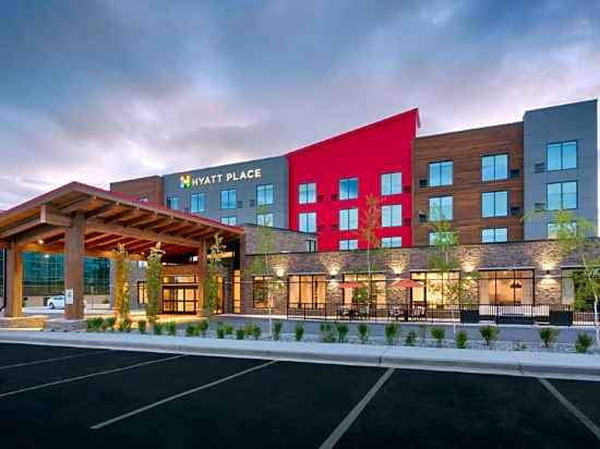 Hyatt Place Anchorage Midtown Hotel Exterior