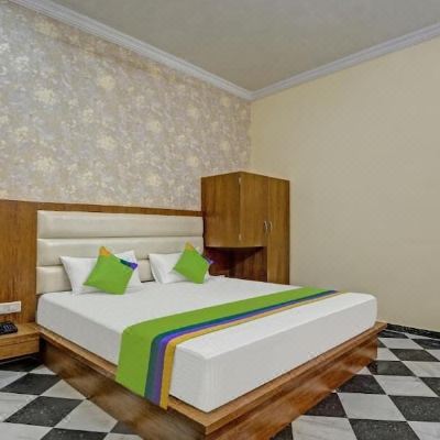 Deluxe Room Treebo Trend Vishvam Residency Promo Code