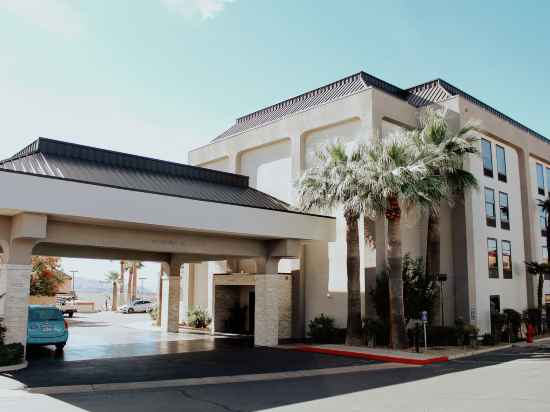 Hampton Inn St. George Hotel Exterior