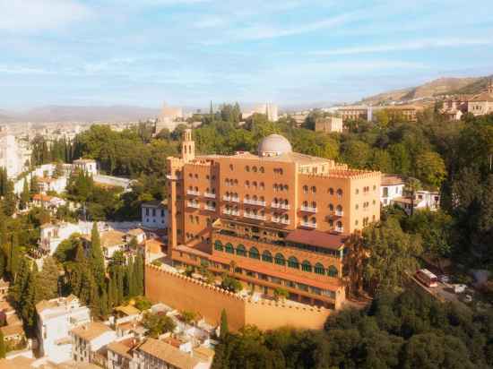 Alhambra Palace Hotel Hotel Exterior