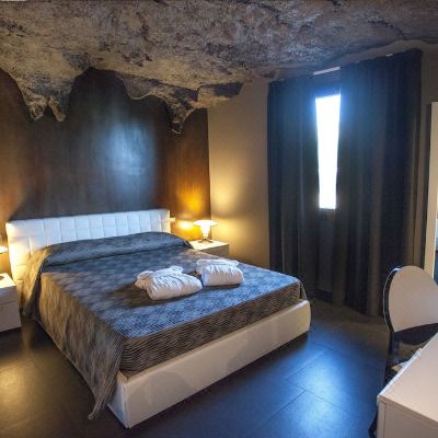 Romantic Double Room B&B Tra le Braccia di Morfeo Promo Code