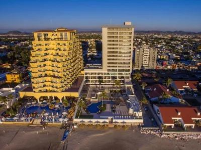 Ocean View Beach Hotel Hoteles cerca de Plazuela de la Noria