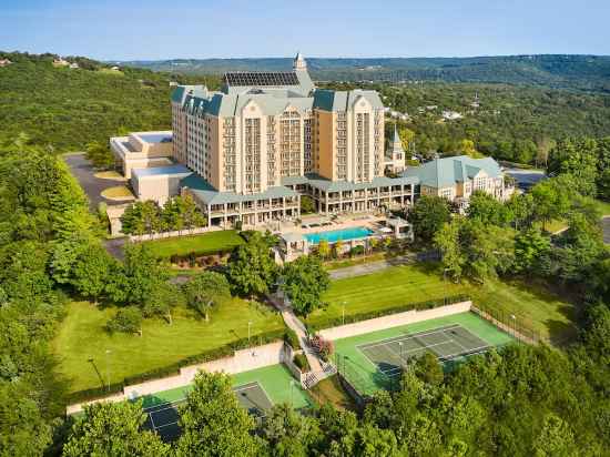 Chateau on the Lake Resort Spa and Convention Center Hotel Exterior