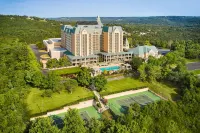 Chateau on the Lake Resort Spa and Convention Center Hotels in Branson