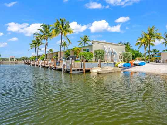 Coconut Cay Resort Hotel Exterior