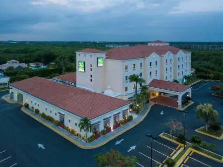 Quality Hotel Real Aeropuerto Santo Domingo