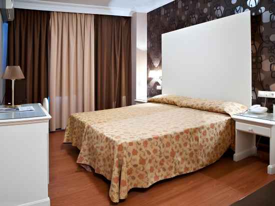 Hotel Familia Conde Rooms