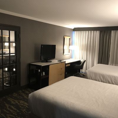 Accessible Two Queen Room Wyndham Lancaster Resort & Convention Center Promo Code