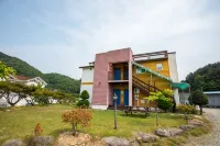 Nonsan Familia Pension Hotels in Nonsan-si