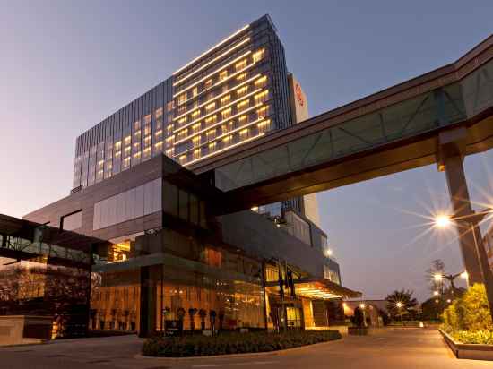 Sheraton Grand Bangalore Hotel at Brigade Gateway Hotel Exterior