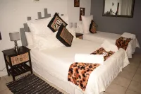 Oppi Hoek Guesthouse Hotels near Netcare Akasia Hospital