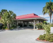 Days Inn by Wyndham Stuart, FL