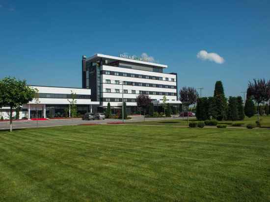 Emerald Hotel Hotel Exterior