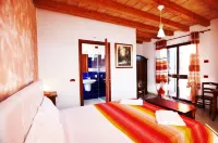 La Casa Rossa Country House