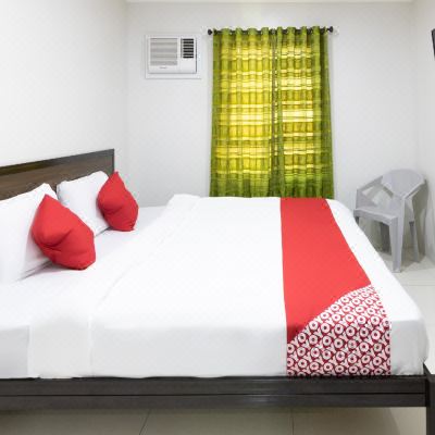 Deluxe Double Room OYO 152 Sangco Condotel Promo Code