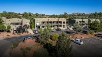 Southwest Inn at Sedona Hotel berhampiran Amitabha Stupa & Peace Park