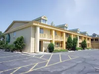 La Quinta Inn by Wyndham Oshkosh Hotels near The Morgan House-WCHAS