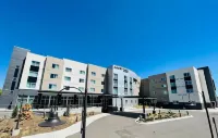 Courtyard Denver Aurora Отели рядом с достопримечательностью «Моррисон Нейчер Сентер»