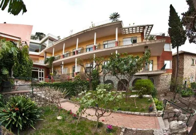 Hotel Continental Hotels in Taormina