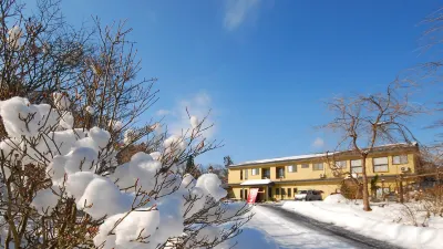 Shizukatei Hotels near Chūson-ji Temple