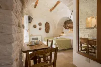 Trulli Holiday Albergo Diffuso Отели рядом с достопримечательностью «The Trulli of Alberobello»