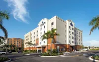 Candlewood Suites Miami Exec Airport - Kendall Hotels near Staples