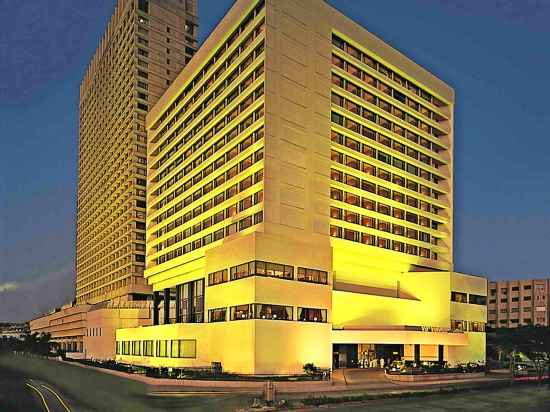 The Oberoi Mumbai Hotel Exterior