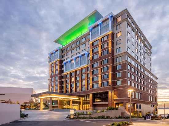 Hyatt Regency Lake Washington Hotel Exterior