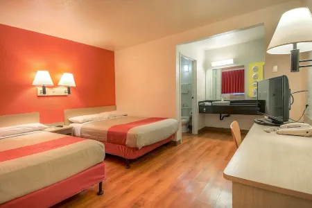 Motel 6 Chino, CA - Los Angeles Area