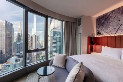 Tempo by Hilton Times Square Hotels near Moynihan Train Hall