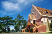 N'Queen Villa Hoteles en Dalat